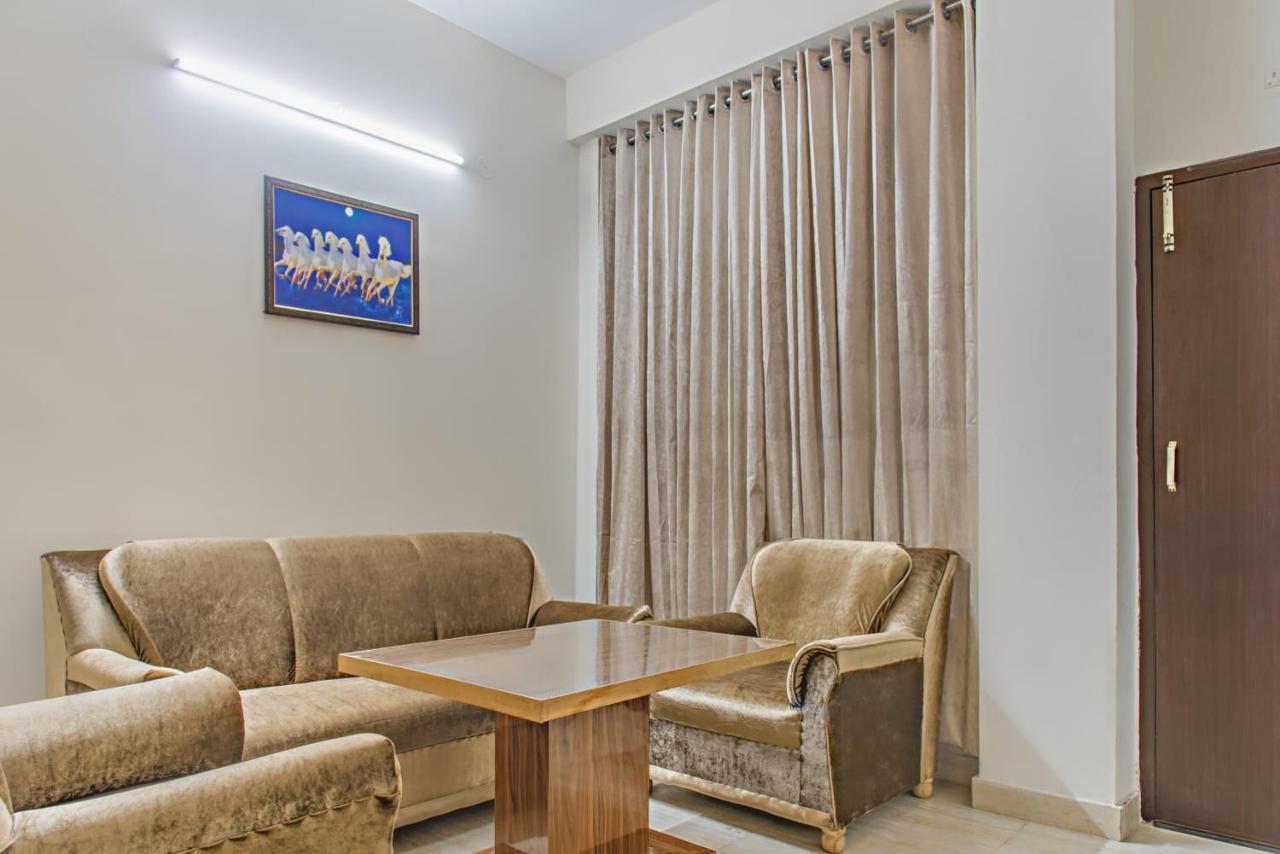 Valley View Apartments Kasauli Luaran gambar